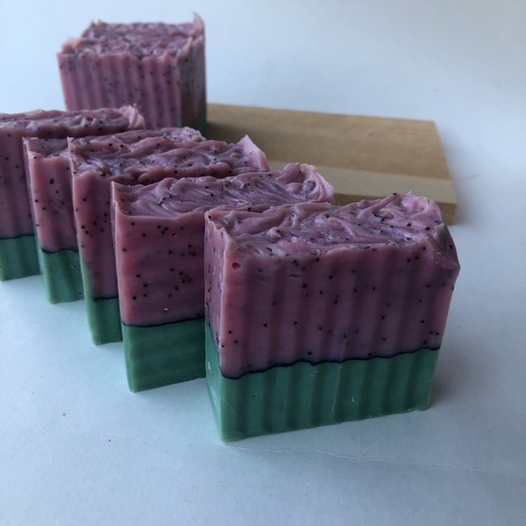 🧼Natural Vegan unscented 3.5 Oz exfoliating soap - Picture 7 of 9
